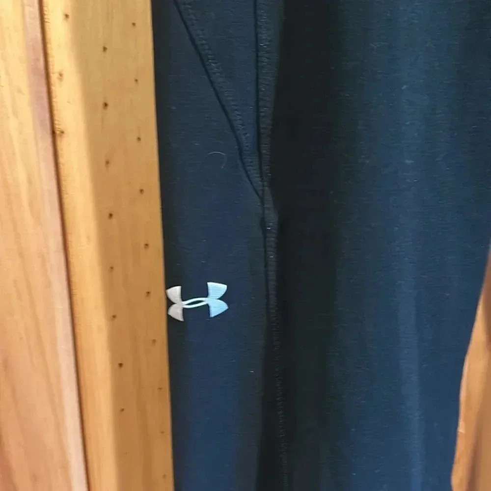 Under Armour Heat Gear Women’s Flare Leggings - Picture 2 of 5